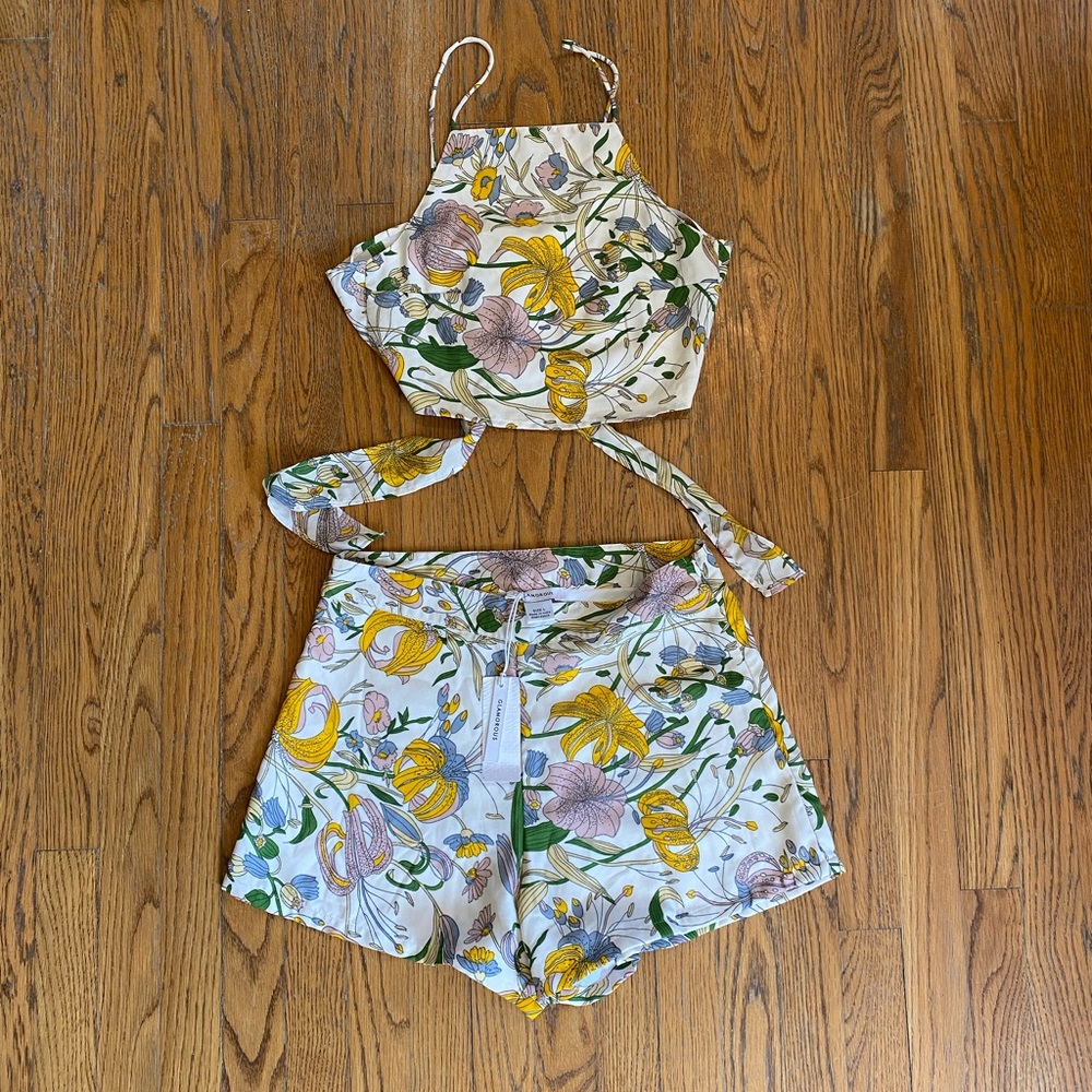 Nordstrom Glamorous Brand Cream Floral Top and Shorts Co-Ord Set